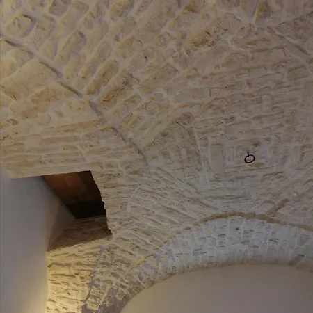 빌라 Luxury Trulli Sabotino 48 *