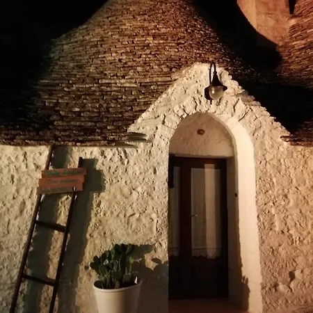 Luxury Trulli Sabotino 48